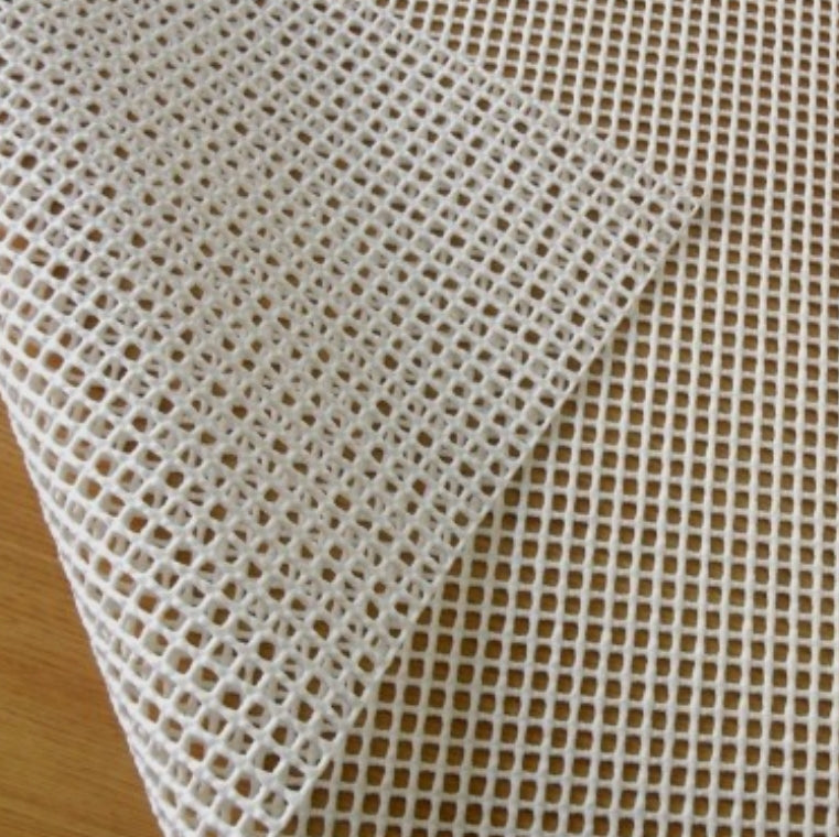 Base Antideslizante para Alfombras — Malla Grip | Protege Pisos y Evita Resbalones