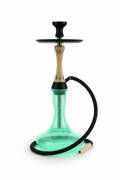 Hookah fluorescente verde fondo blanco con manguera